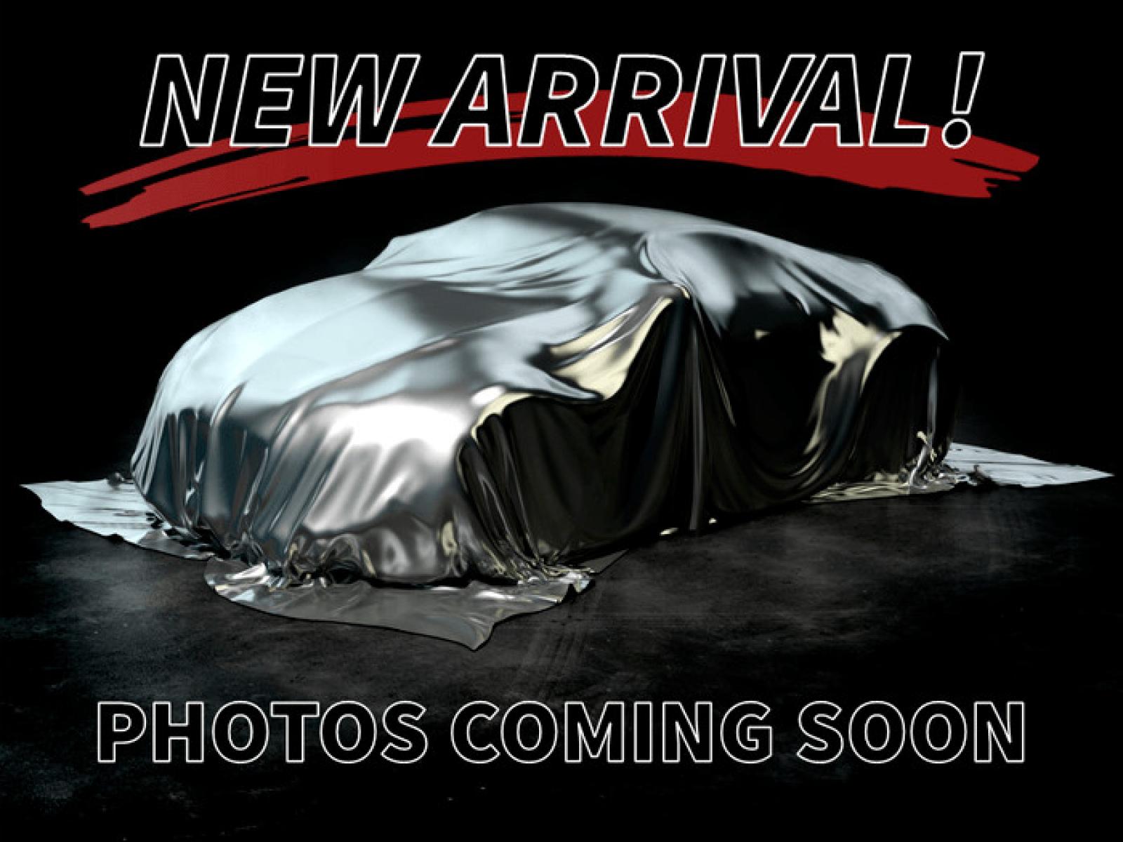 2012 GRAY Chrysler 300 Limited RWD (2C3CCACG7CH) with an 3.6L V6 engine, AT transmission, located at 15520 McMullen Hwy SW, Belair, MD, 21502, (301) 729-3700, 39.581375, -78.846451 - Photo#0