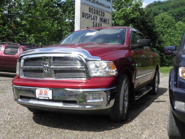 2012 RAM 1500 SLT 4x4 Crew Cab's photo