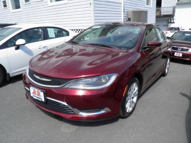 2016 Chrysler 200 Limited Platinum's photo