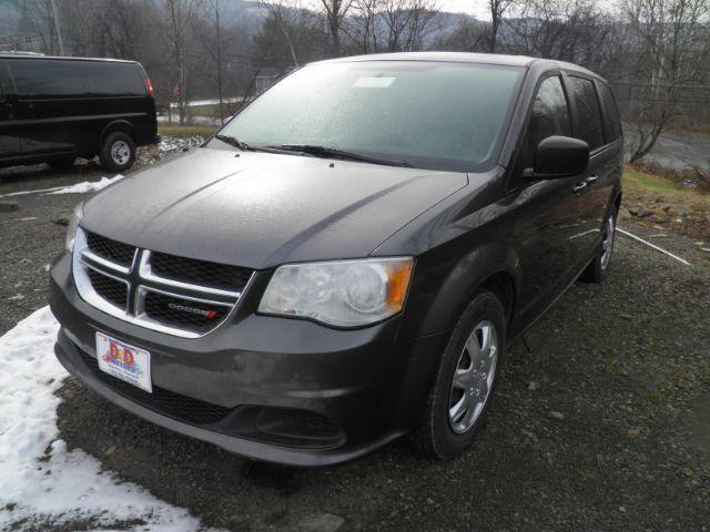 2018 Dodge Grand Caravan SE's photo