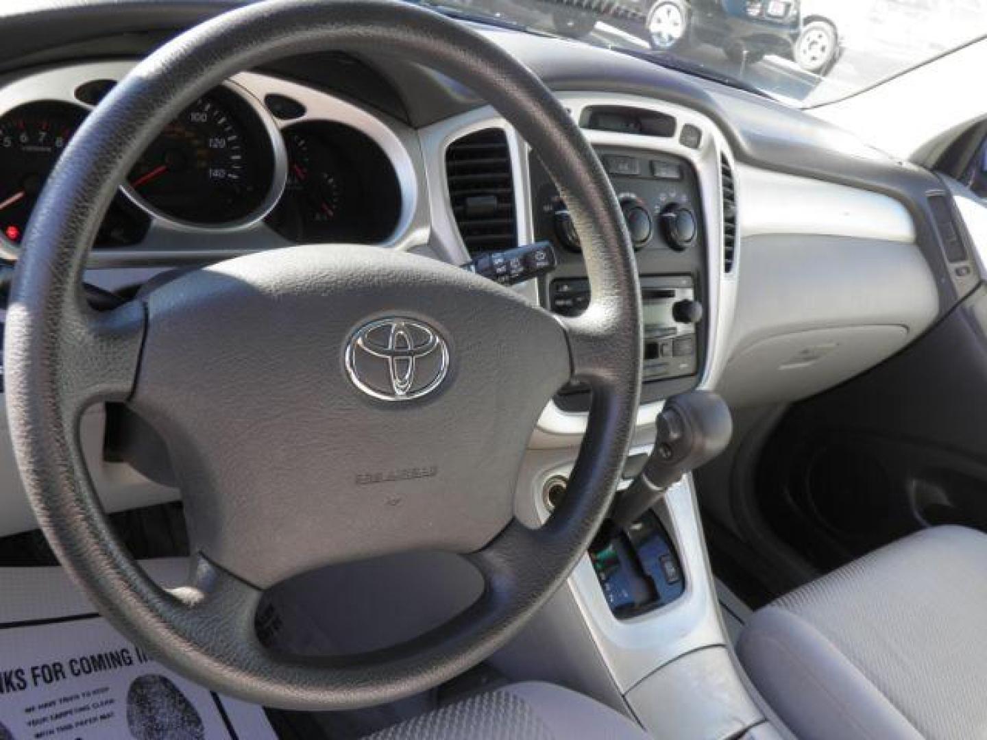 2004 Blue Toyota Highlander V6 4WD (JTEEP21A040) with an 3.3L V6 engine, AT transmission, located at 15520 McMullen Hwy SW, Belair, MD, 21502, (301) 729-3700, 39.581375, -78.846451 - Photo#2