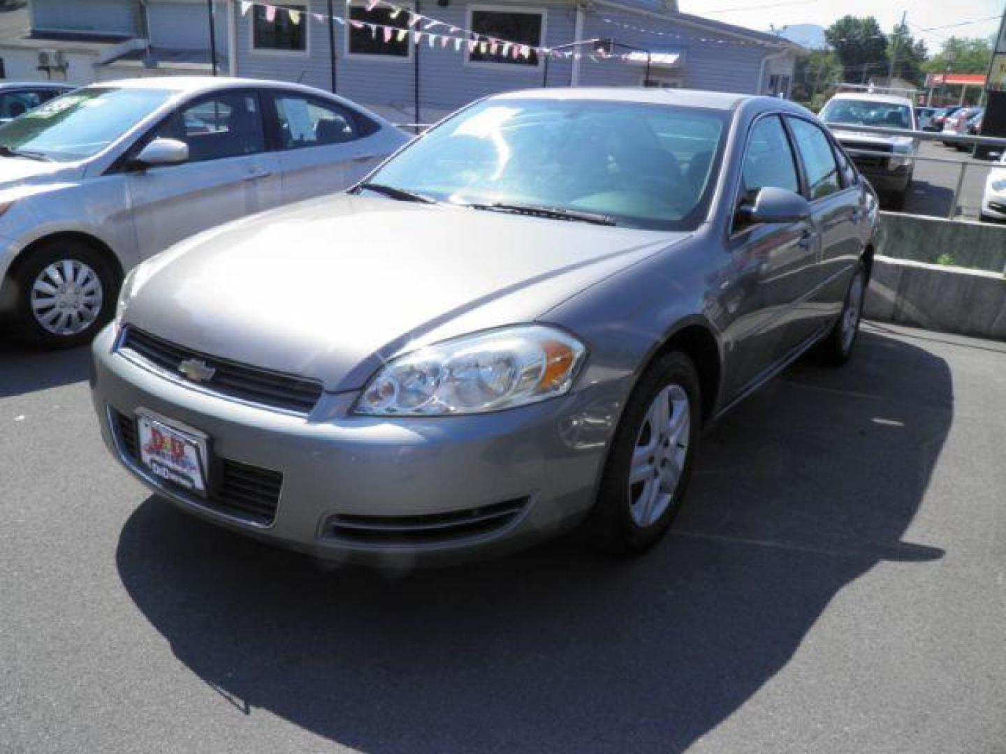 2006 GRAY Chevrolet Impala LS (2G1WB58K269) with an 3.5L V6 engine, AT transmission, located at 15520 McMullen Hwy SW, Belair, MD, 21502, (301) 729-3700, 39.581375, -78.846451 - Photo#0