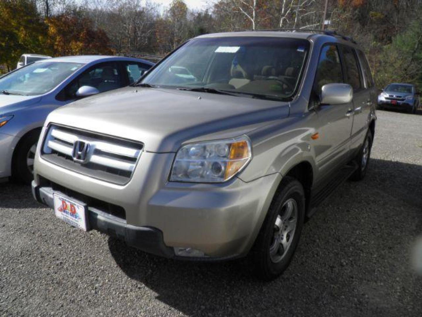 2006 GOLD Honda Pilot EX (5FNYF18476B) with an 3.5L V6 engine, located at 19521 New George's Creek Rd SW, Barton, MD, 21521, (301) 463-2404, 39.524323, -79.017906 - Photo#0