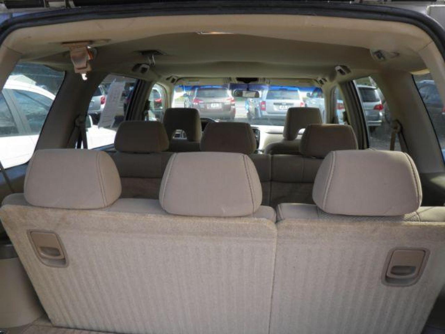 2006 GOLD Honda Pilot EX (5FNYF18476B) with an 3.5L V6 engine, located at 19521 New George's Creek Rd SW, Barton, MD, 21521, (301) 463-2404, 39.524323, -79.017906 - Photo#5