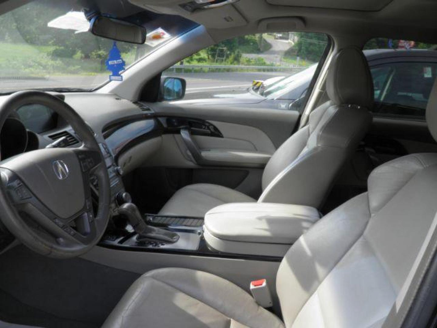 2007 Black Acura MDX Technology Package (2HNYD28307H) with an 3.7L V6 engine, AT transmission, located at 19521 New George's Creek Rd SW, Barton, MD, 21521, (301) 463-2404, 39.524323, -79.017906 - Photo#1