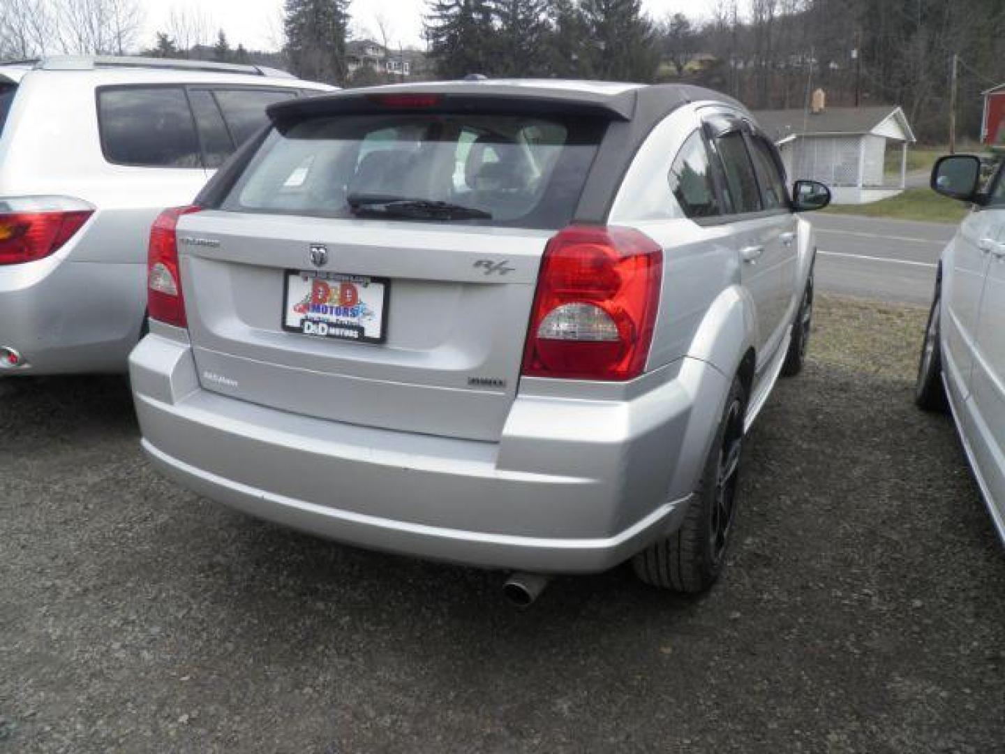 2007 SILVER Dodge Caliber R/T AWD (1B3HE78KX7D) with an 2.4l L4 engine, CVT transmission, located at 19521 New George's Creek Rd SW, Barton, MD, 21521, (301) 463-2404, 39.524323, -79.017906 - Photo#5