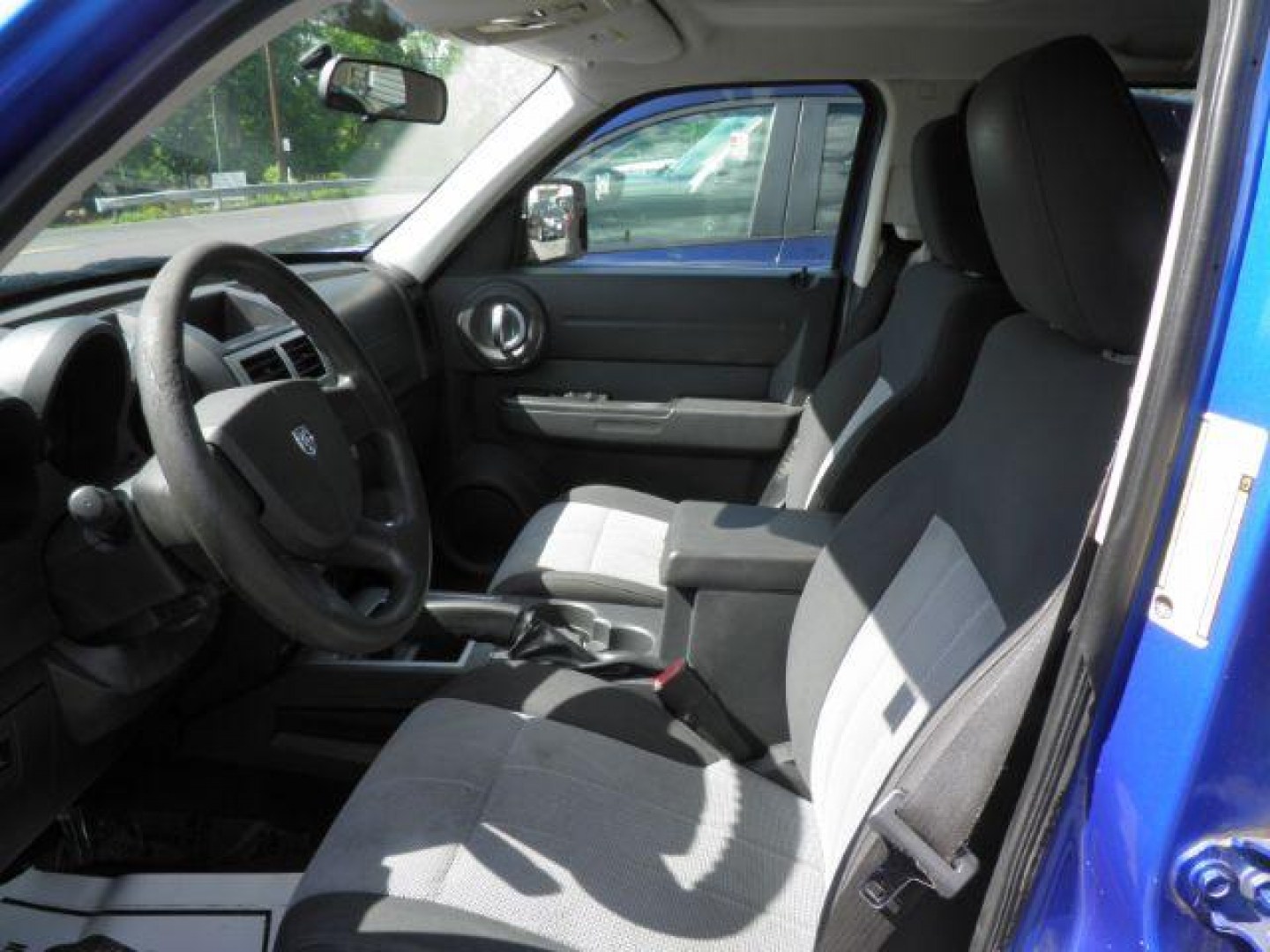 2007 BLUE Dodge Nitro SXT (1D8GU28K87W) with an 3.7L V6 engine, AT transmission, located at 15520 McMullen Hwy SW, Belair, MD, 21502, (301) 729-3700, 39.581375, -78.846451- Photo#1