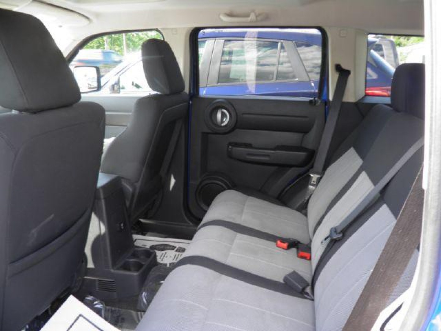 2007 BLUE Dodge Nitro SXT (1D8GU28K87W) with an 3.7L V6 engine, AT transmission, located at 15520 McMullen Hwy SW, Belair, MD, 21502, (301) 729-3700, 39.581375, -78.846451- Photo#3