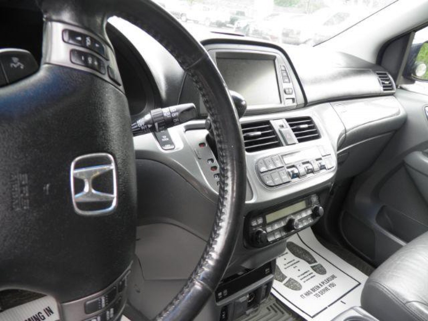 2007 BLUE Honda Odyssey EX-L w/ DVD (5FNRL38737B) with an 3.5L V6 engine, AT transmission, located at 19521 New George's Creek Rd SW, Barton, MD, 21521, (301) 463-2404, 39.524323, -79.017906 - Photo#2