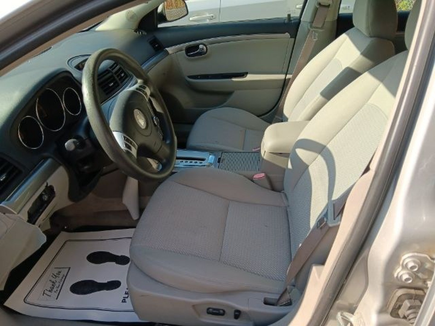 2007 GRAY Saturn Aura XE (1G8ZS57N47F) with an 3.5L V6 engine, AT transmission, located at 15520 McMullen Hwy SW, Belair, MD, 21502, (301) 729-3700, 39.581375, -78.846451- Photo#1