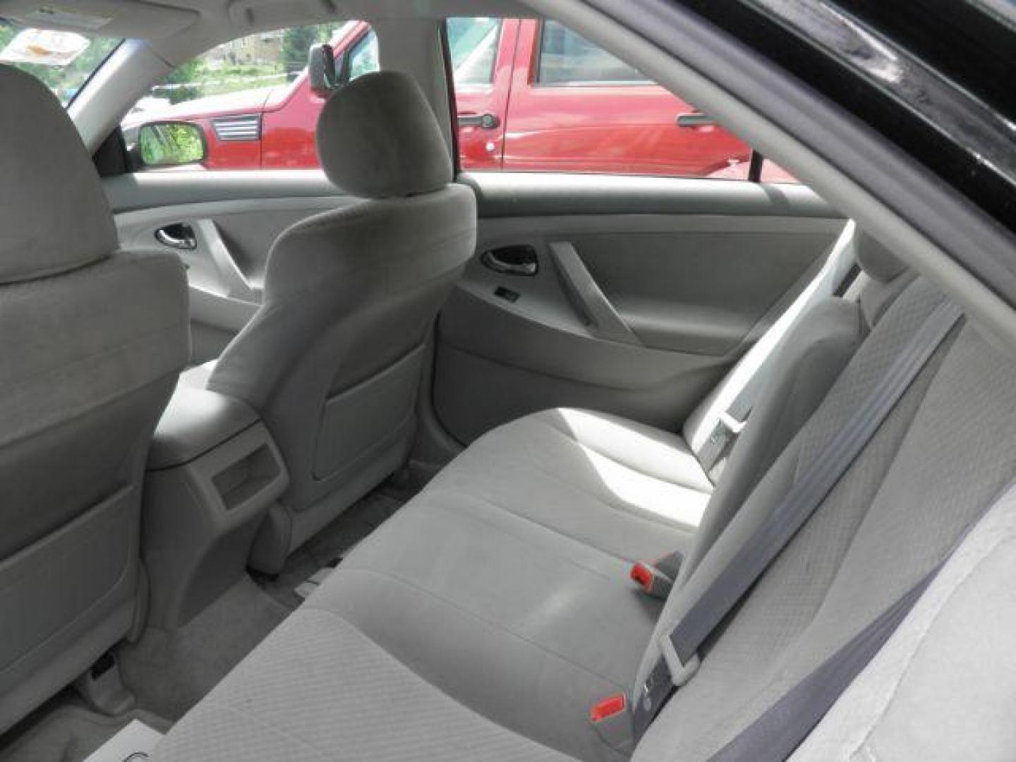 2007 Black Toyota Camry CE | LE | SE | XLE (4T1BE46K57U) with an 2.4L I4 engine, AT transmission, located at 19521 New George's Creek Rd SW, Barton, MD, 21521, (301) 463-2404, 39.524323, -79.017906 - Photo#2