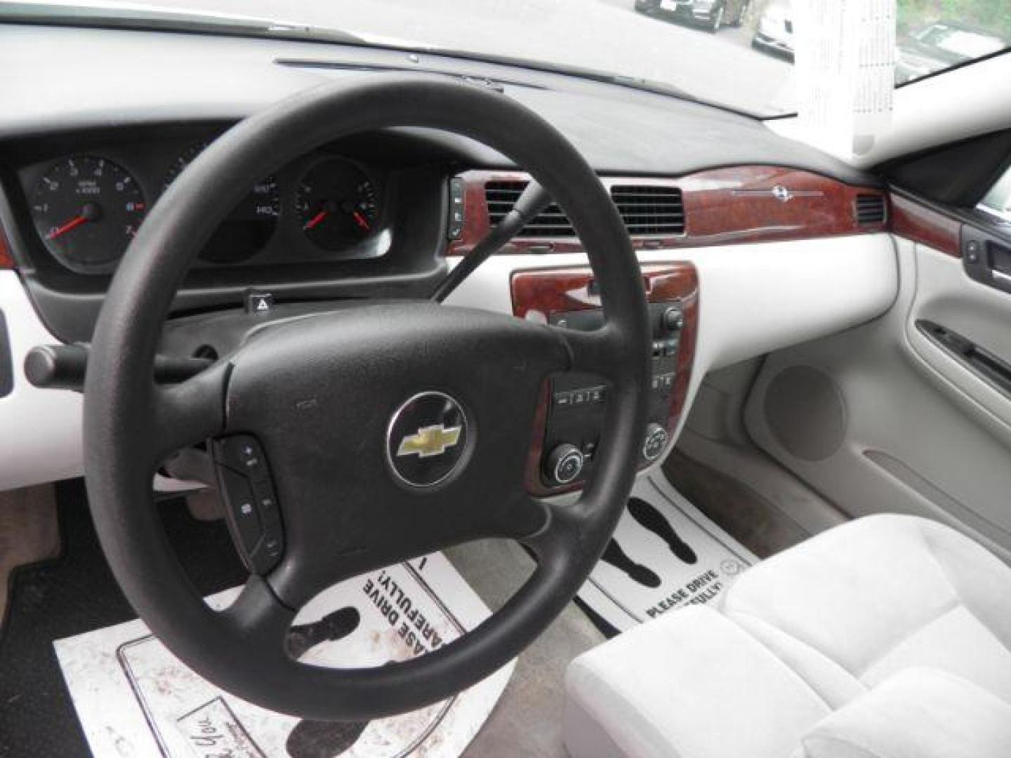 2008 White Chevrolet Impala LS (2G1WB58K481) with an 3.5L V6 engine, AT transmission, located at 15520 McMullen Hwy SW, Belair, MD, 21502, (301) 729-3700, 39.581375, -78.846451 - Photo#2
