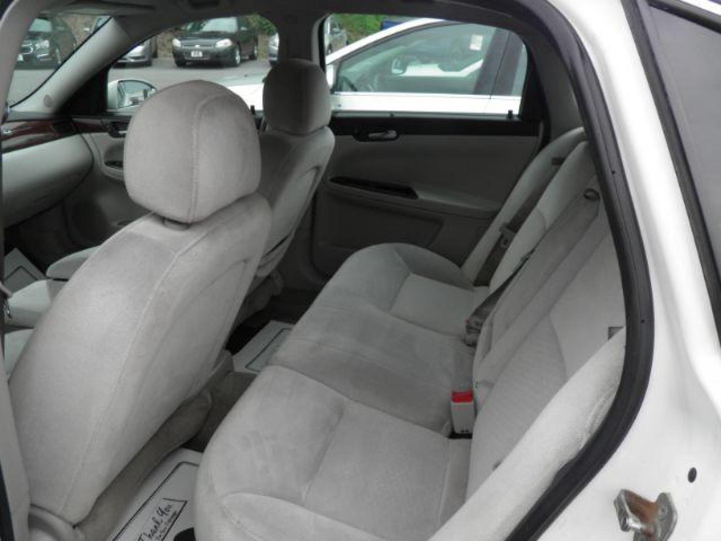 2008 White Chevrolet Impala LS (2G1WB58K481) with an 3.5L V6 engine, AT transmission, located at 15520 McMullen Hwy SW, Belair, MD, 21502, (301) 729-3700, 39.581375, -78.846451 - Photo#3