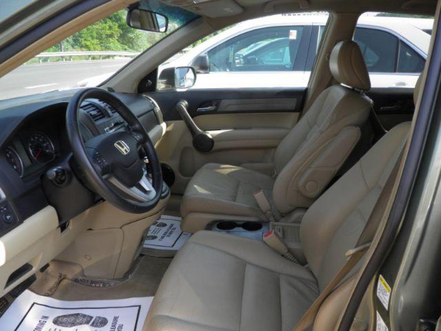 2008 Green Honda CR-V EX-L 4WD AT (5J6RE48798L) with an 2.4L I4 engine, AT transmission, located at 15520 McMullen Hwy SW, Belair, MD, 21502, (301) 729-3700, 39.581375, -78.846451 - Photo#1