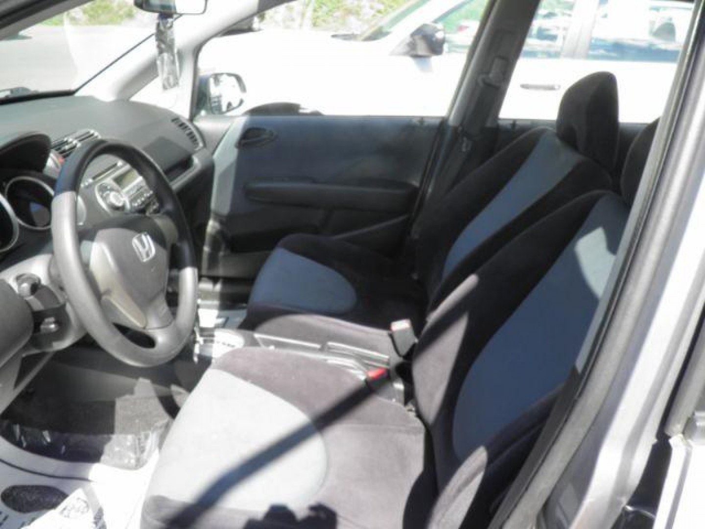 2008 SILVER Honda Fit 5-Speed AT (JHMGD38428S) with an 1.5L L4 engine, AT transmission, located at 15520 McMullen Hwy SW, Belair, MD, 21502, (301) 729-3700, 39.581375, -78.846451- Photo#1