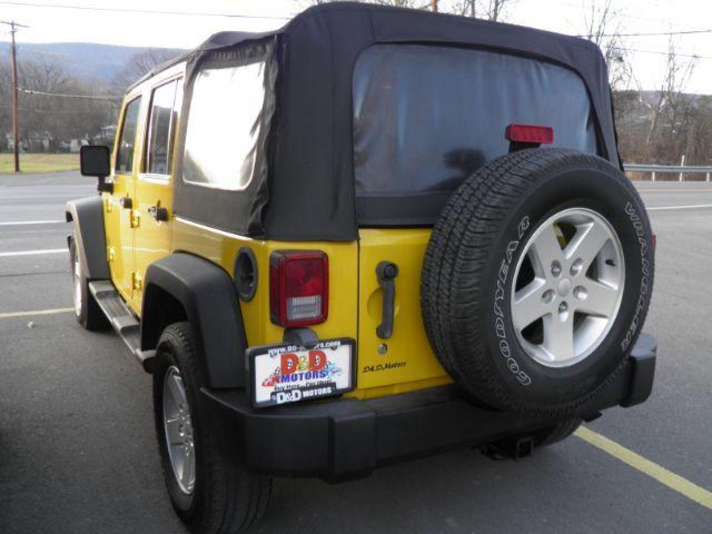2008 Yellow Jeep Wrangler Unlimited X (1J8GA39198L) with an 3.8L V6 engine, AT transmission, located at 15520 McMullen Hwy SW, Belair, MD, 21502, (301) 729-3700, 39.581375, -78.846451 - Photo#5