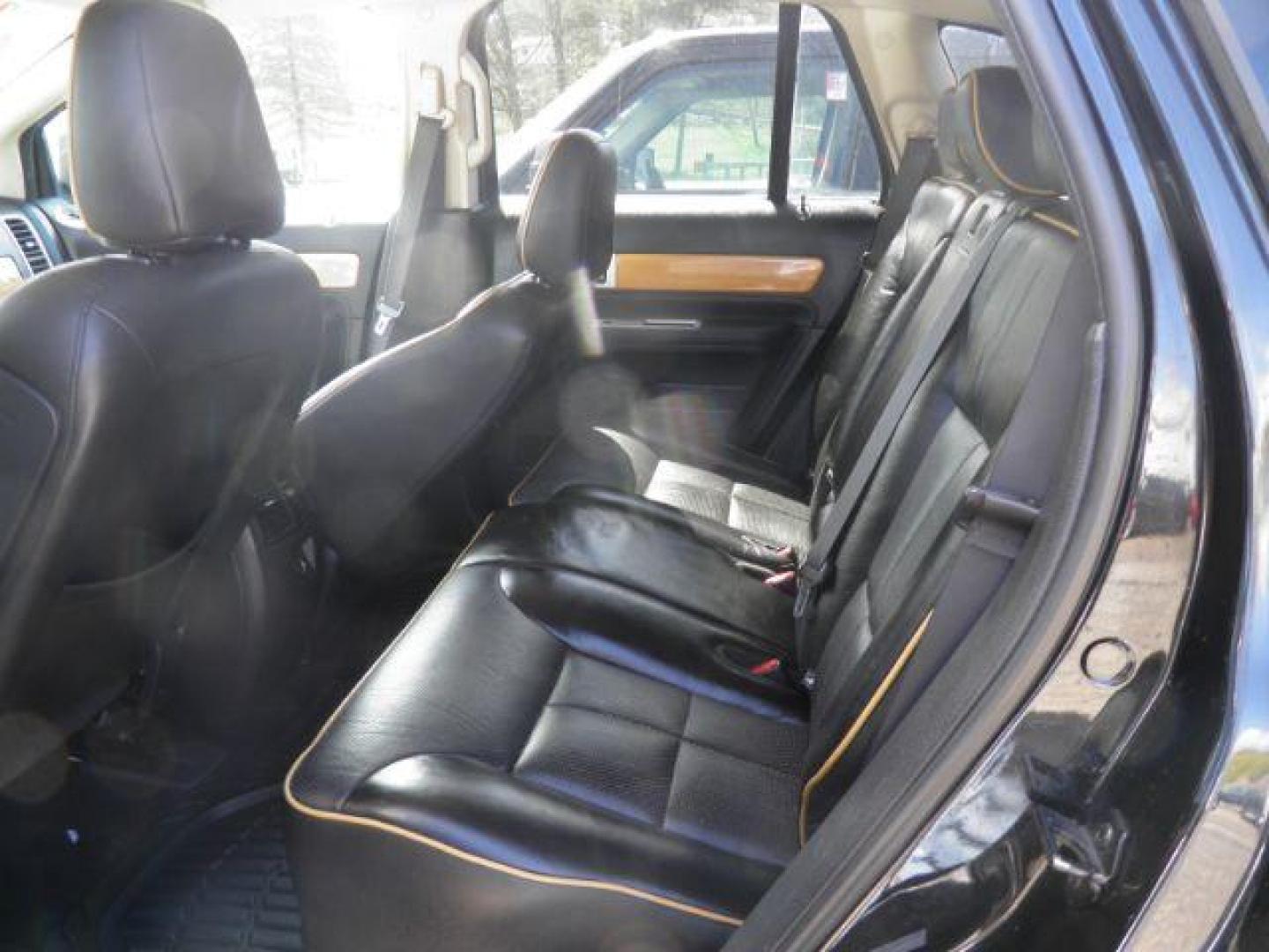 2008 BLACK Lincoln MKX AWD (2LMDU88C78B) with an 3.5L V6 engine, AT transmission, located at 19521 New George's Creek Rd SW, Barton, MD, 21521, (301) 463-2404, 39.524323, -79.017906 - Photo#3