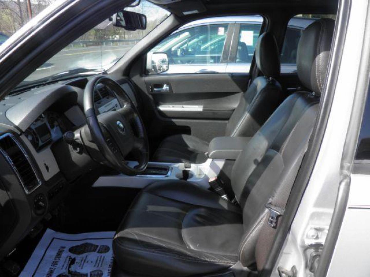 2008 SILVER Mercury Mariner Premier 4WD (4M2CU97148K) with an 3.0 V6 engine, AT transmission, located at 15520 McMullen Hwy SW, Belair, MD, 21502, (301) 729-3700, 39.581375, -78.846451 - Photo#1