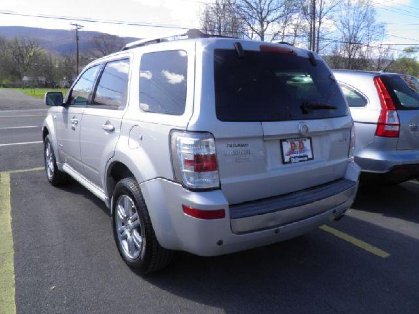 2008 SILVER Mercury Mariner Premier 4WD (4M2CU97148K) with an 3.0 V6 engine, AT transmission, located at 15520 McMullen Hwy SW, Belair, MD, 21502, (301) 729-3700, 39.581375, -78.846451 - Photo#5