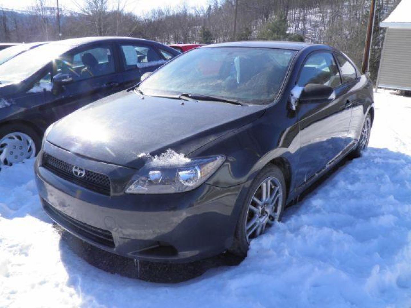 2008 Scion tC Sport Coupe (JTKDE167X80) with an 2.4l L4 engine, 5SP transmission, located at 19521 New George's Creek Rd SW, Barton, MD, 21521, (301) 463-2404, 39.524323, -79.017906 - Photo#0