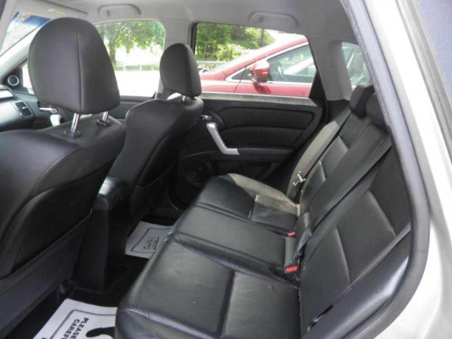 2009 SILVER Acura RDX TECH PKG (5J8TB18539A) with an 3.6L V6 engine, located at 19521 New George's Creek Rd SW, Barton, MD, 21521, (301) 463-2404, 39.524323, -79.017906 - Photo#3