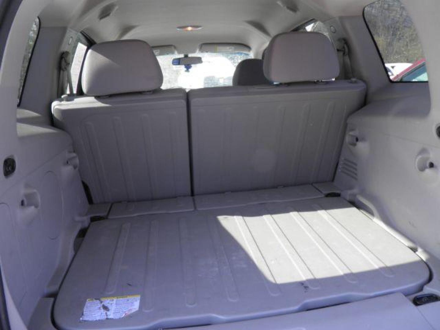 2009 GRAY Chevrolet HHR LS (3GNCA13B09S) with an 2.2L L4 engine, AT transmission, located at 15520 McMullen Hwy SW, Belair, MD, 21502, (301) 729-3700, 39.581375, -78.846451 - Photo#4