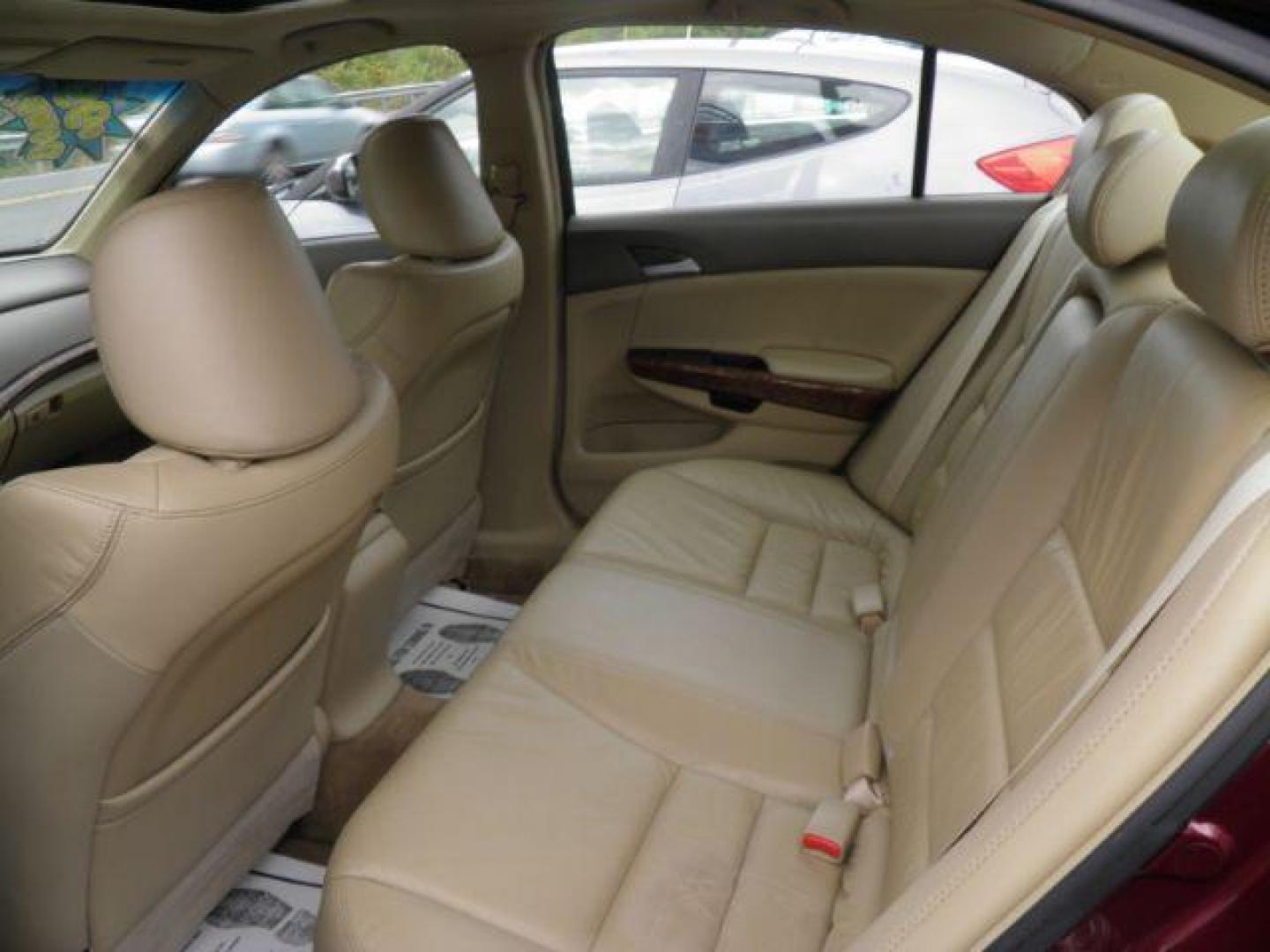 2009 Maroon Honda Accord EX-L (1HGCP36809A) with an 3.5L V6 engine, AT transmission, located at 15520 McMullen Hwy SW, Belair, MD, 21502, (301) 729-3700, 39.581375, -78.846451 - Photo#3