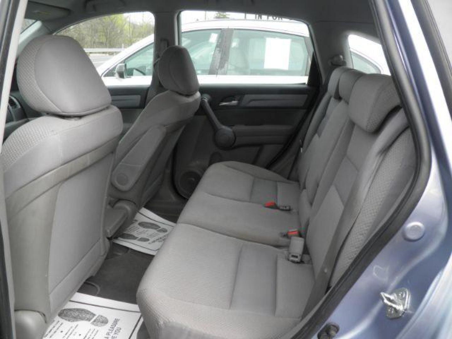 2009 BLUE Honda CR-V LX 4WD 5-Speed AT (5J6RE483X9L) with an 2.4L L4 engine, AT transmission, located at 15520 McMullen Hwy SW, Belair, MD, 21502, (301) 729-3700, 39.581375, -78.846451 - Photo#3