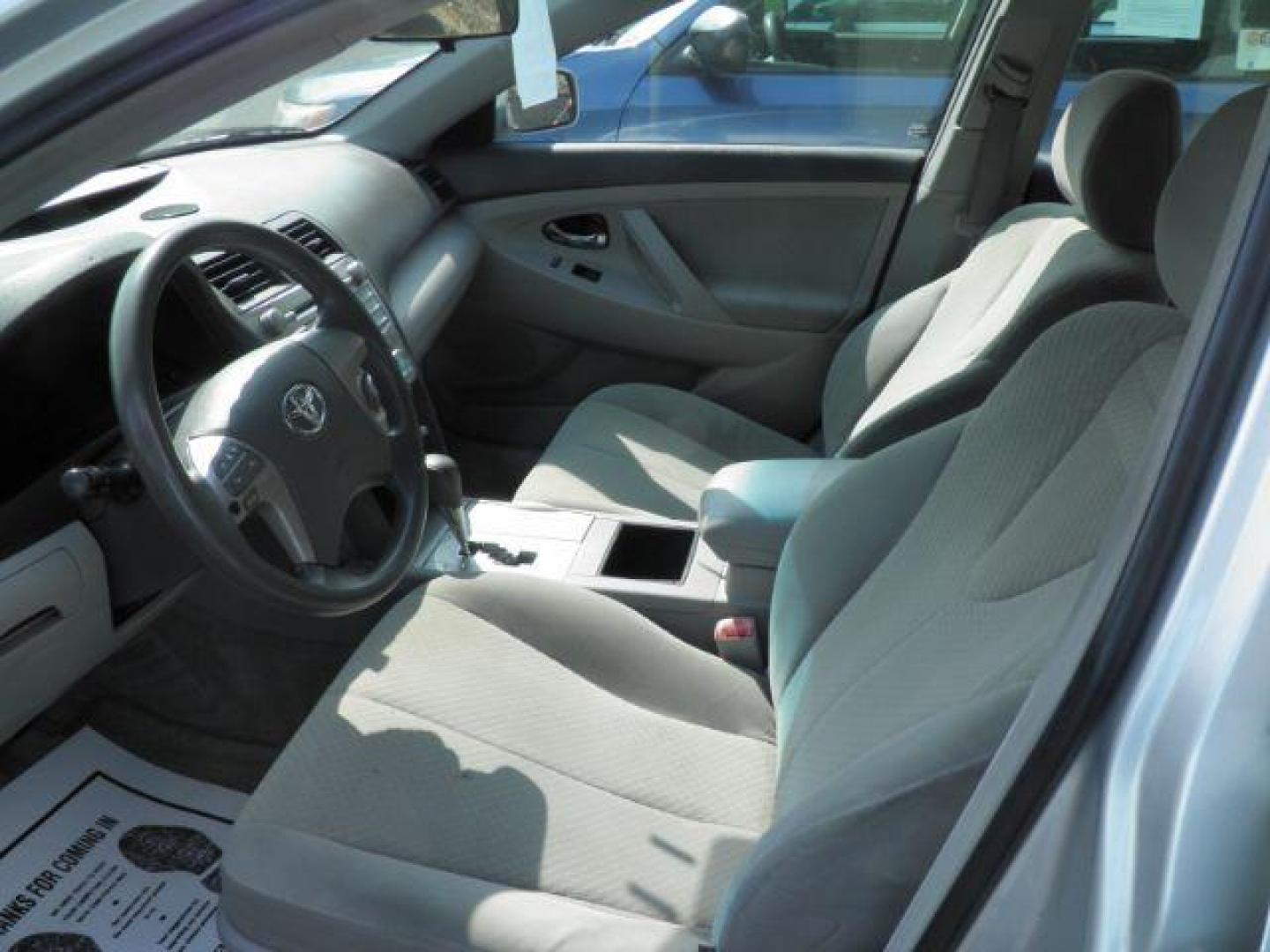 2009 Silver Toyota Camry LE | SE | XLE (4T1BE46KX9U) with an 2.4L I4 engine, AT transmission, located at 15520 McMullen Hwy SW, Belair, MD, 21502, (301) 729-3700, 39.581375, -78.846451 - Photo#1