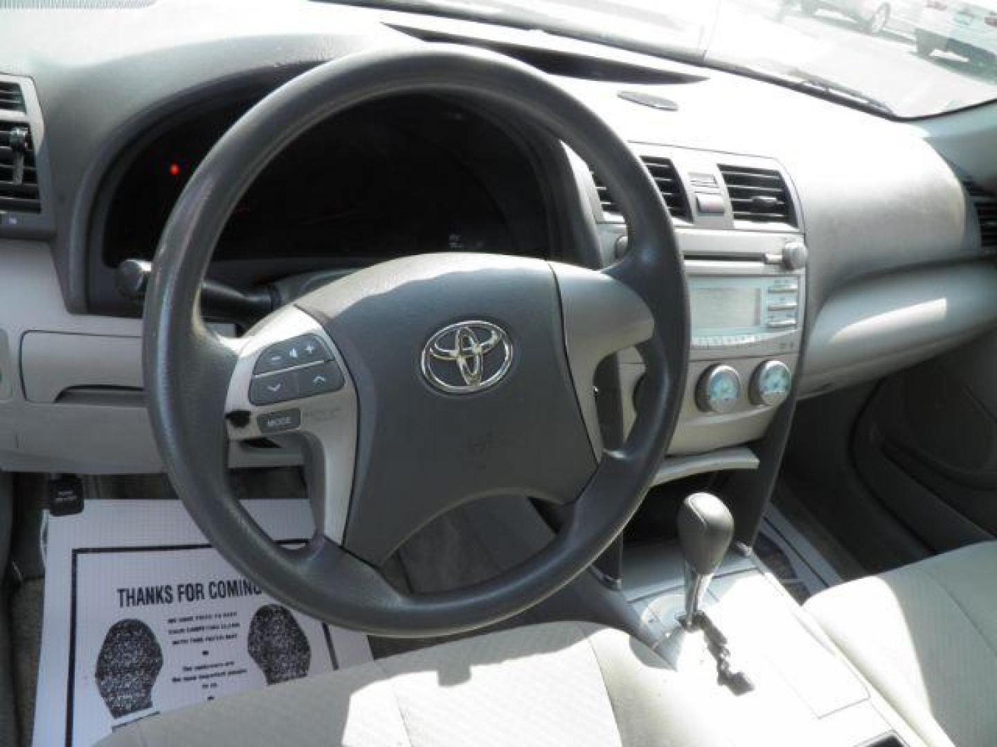 2009 Silver Toyota Camry LE | SE | XLE (4T1BE46KX9U) with an 2.4L I4 engine, AT transmission, located at 15520 McMullen Hwy SW, Belair, MD, 21502, (301) 729-3700, 39.581375, -78.846451 - Photo#2