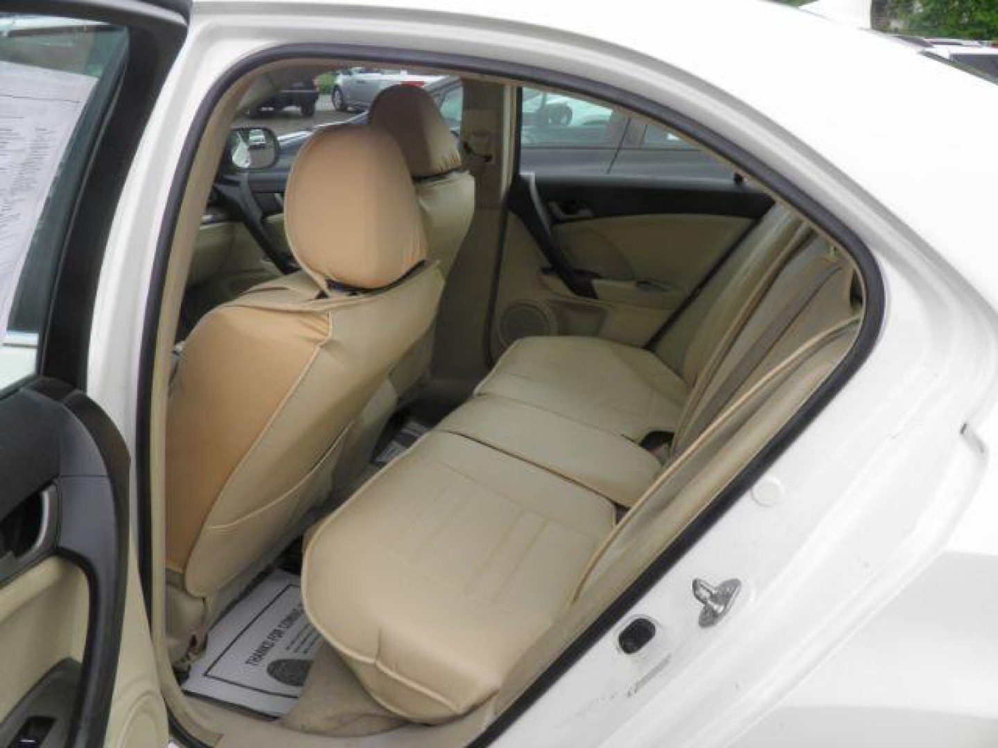 2010 White Acura TSX Tech (JH4CU2F6XAC) with an 2.4L I4 engine, AT transmission, located at 19521 New George's Creek Rd SW, Barton, MD, 21521, (301) 463-2404, 39.524323, -79.017906 - Photo#3