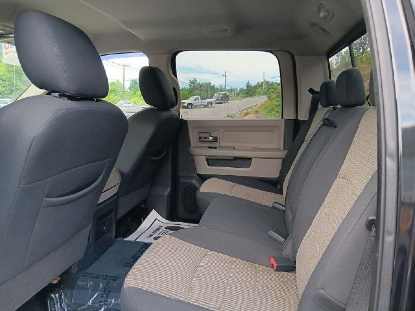 2010 BLACK Dodge Ram 1500 SLT/Sport/TRX (1D7RB1CT4AS) with an 5.7L V8 engine, AT transmission, located at 15520 McMullen Hwy SW, Belair, MD, 21502, (301) 729-3700, 39.581375, -78.846451- Photo#2