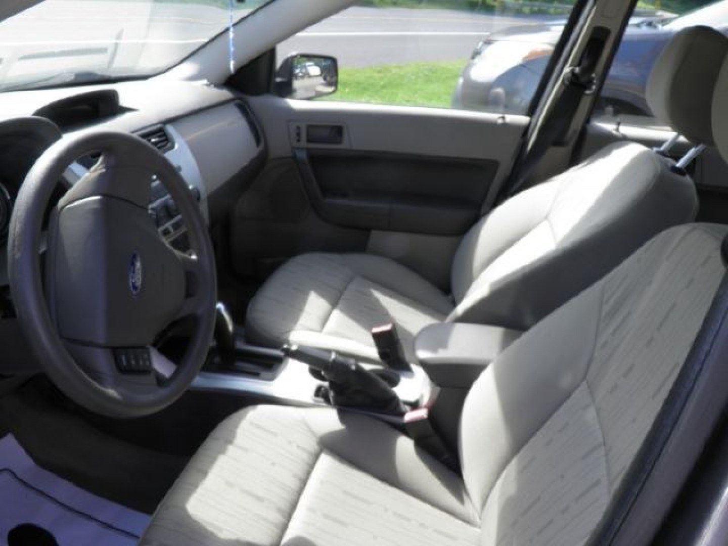 2010 GRAY Ford Focus SE (1FAHP3FN2AW) with an 2.4L L4 engine, located at 19521 New George's Creek Rd SW, Barton, MD, 21521, (301) 463-2404, 39.524323, -79.017906- Photo#1