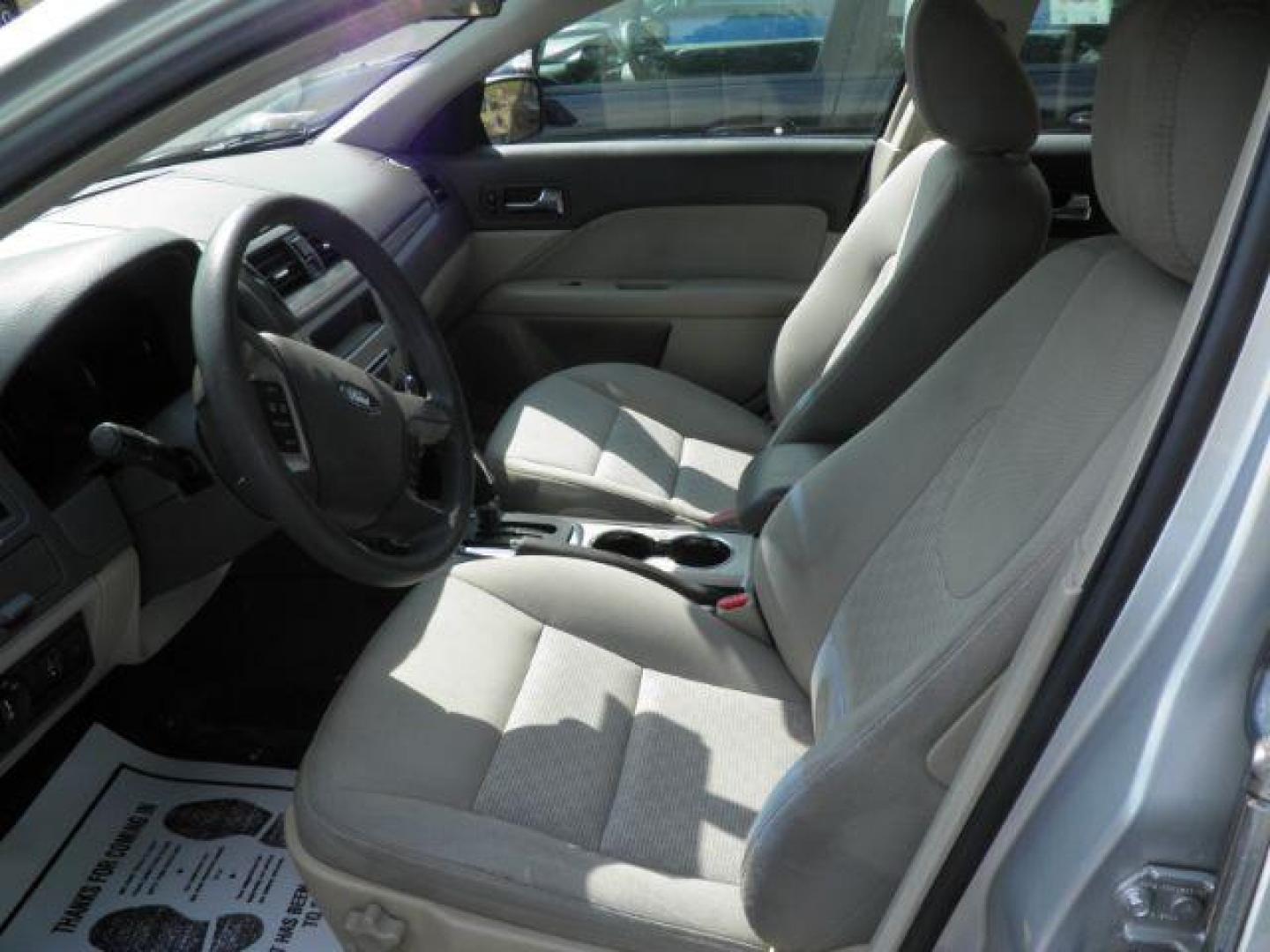 2010 Silver Ford Fusion SE (3FAHP0HA8AR) with an 3.6L V6 engine, AT transmission, located at 15520 McMullen Hwy SW, Belair, MD, 21502, (301) 729-3700, 39.581375, -78.846451 - Photo#1