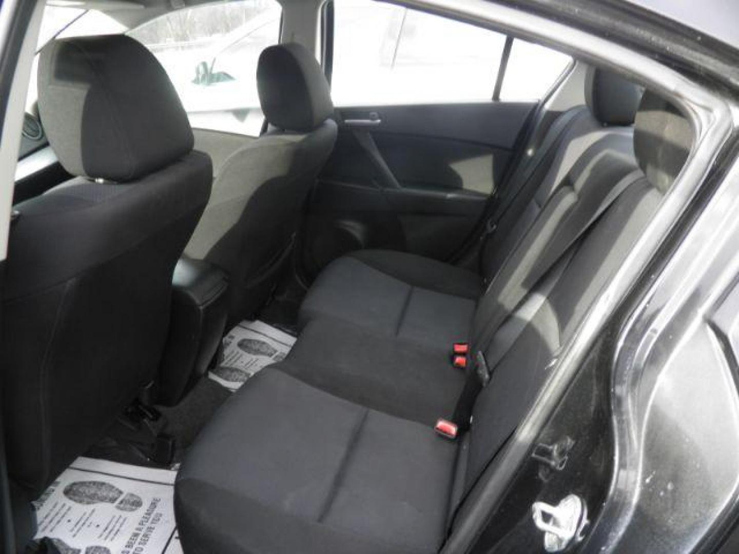2010 Black Mazda Mazda3 i Touring (JM1BL1SG0A1) with an 2.4L L4 engine, AT transmission, located at 15520 McMullen Hwy SW, Belair, MD, 21502, (301) 729-3700, 39.581375, -78.846451 - Photo#3