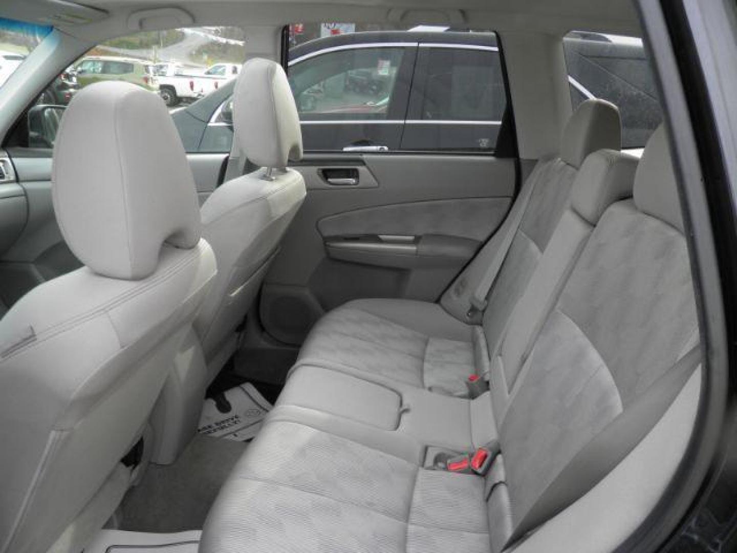2010 GRAY Subaru Forester 2.5X Premium (JF2SH6CCXAH) with an 2.5l H4 engine, CVT transmission, located at 19521 New George's Creek Rd SW, Barton, MD, 21521, (301) 463-2404, 39.524323, -79.017906 - Photo#3