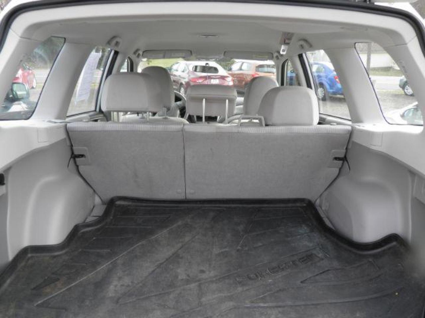 2010 WHITE Subaru Forester 2.5X (JF2SH6AC5AH) with an 2.5 L4 engine, located at 19521 New George's Creek Rd SW, Barton, MD, 21521, (301) 463-2404, 39.524323, -79.017906 - Photo#4