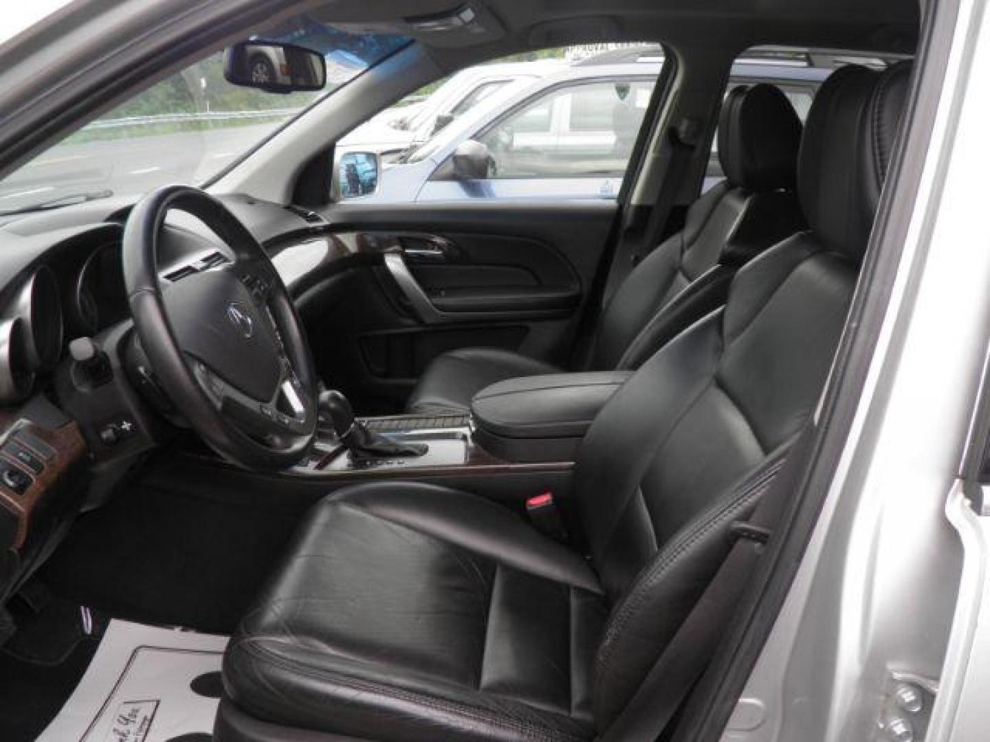2011 Silver Acura MDX Technology Package (2HNYD2H67BH) with an 3.7L V6 engine, AT transmission, located at 15520 McMullen Hwy SW, Belair, MD, 21502, (301) 729-3700, 39.581375, -78.846451 - Photo#1