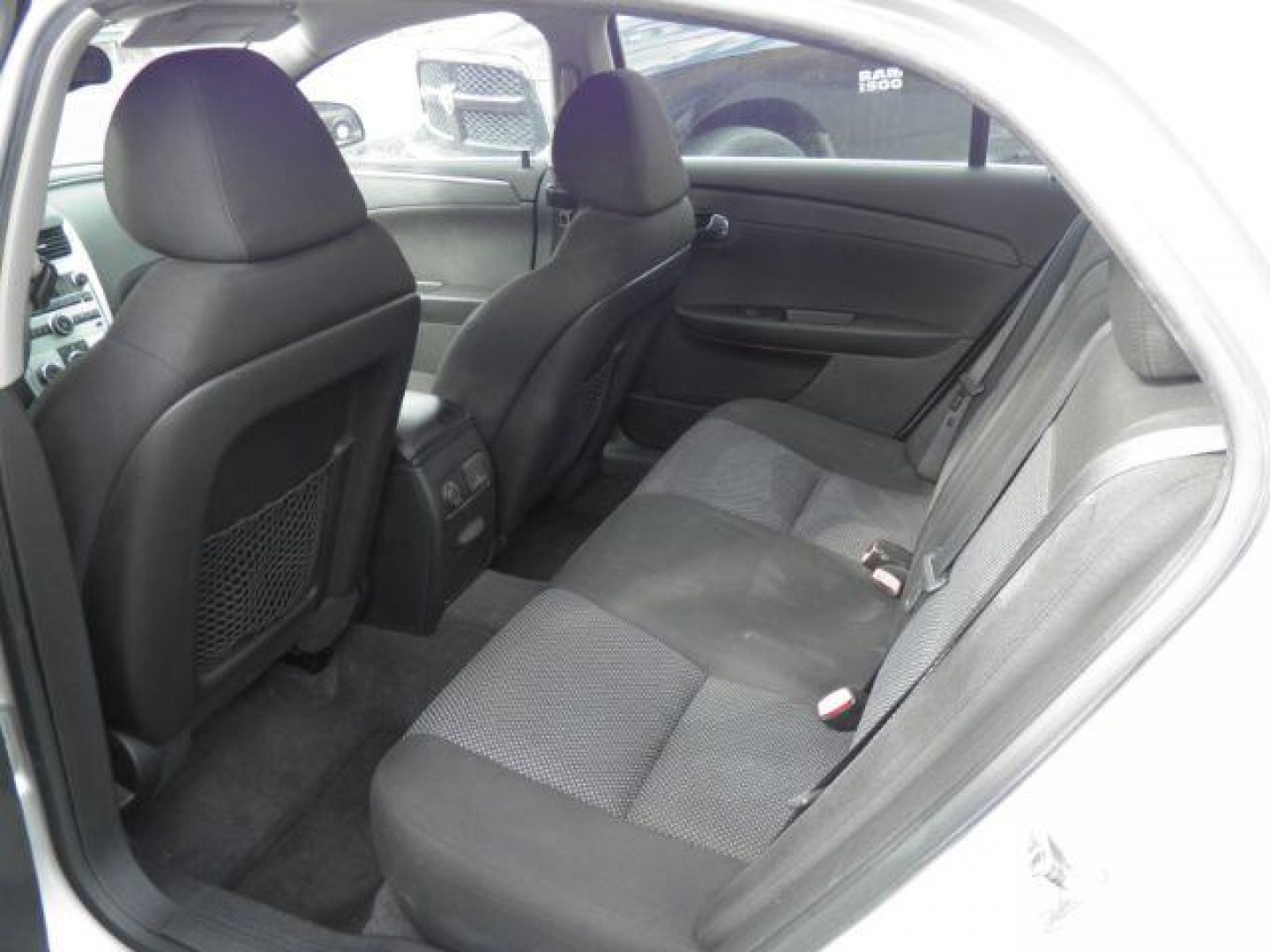 2011 SILVER Chevrolet Malibu 1LT (1G1ZC5EU0BF) with an 2.4L L4 engine, AT transmission, located at 15520 McMullen Hwy SW, Belair, MD, 21502, (301) 729-3700, 39.581375, -78.846451 - Photo#3