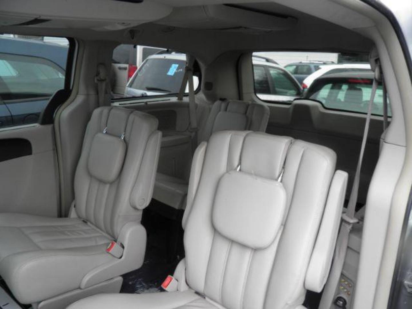 2011 Silver Chrysler Town and Country Touring-L (2A4RR8DG4BR) with an 3.6L V6 engine, AT transmission, located at 15520 McMullen Hwy SW, Belair, MD, 21502, (301) 729-3700, 39.581375, -78.846451 - Photo#3