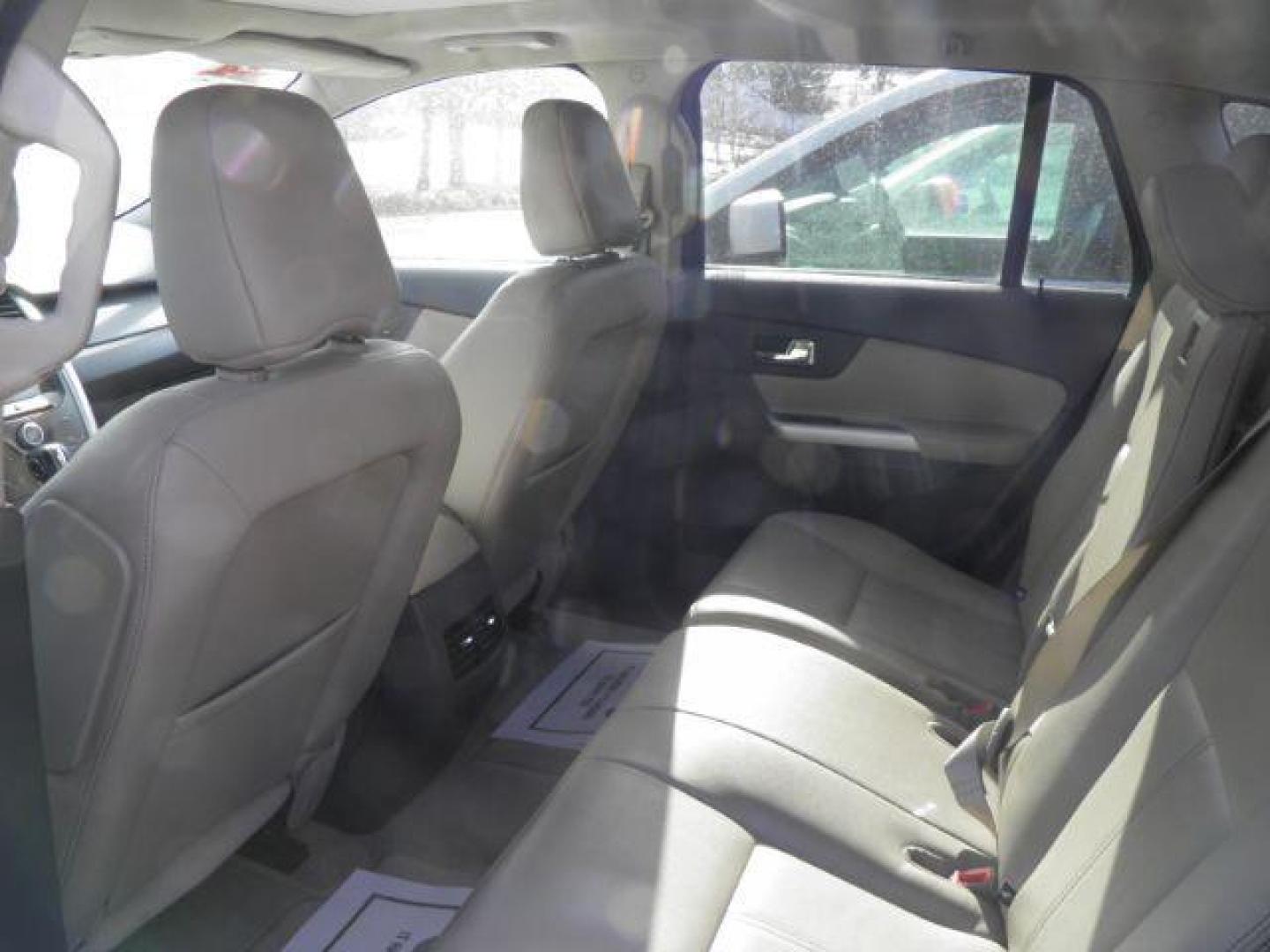 2011 BLACK Ford Edge SEL AWD (2FMDK4JC0BB) with an 3.5L V6 engine, AT transmission, located at 19521 New George's Creek Rd SW, Barton, MD, 21521, (301) 463-2404, 39.524323, -79.017906 - Photo#3