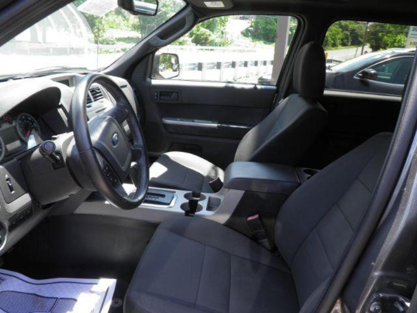 2011 GRAY Ford Escape XLT 4WD (1FMCU9DG0BK) with an 3.0 V6 engine, AT transmission, located at 19521 New George's Creek Rd SW, Barton, MD, 21521, (301) 463-2404, 39.524323, -79.017906 - Photo#1