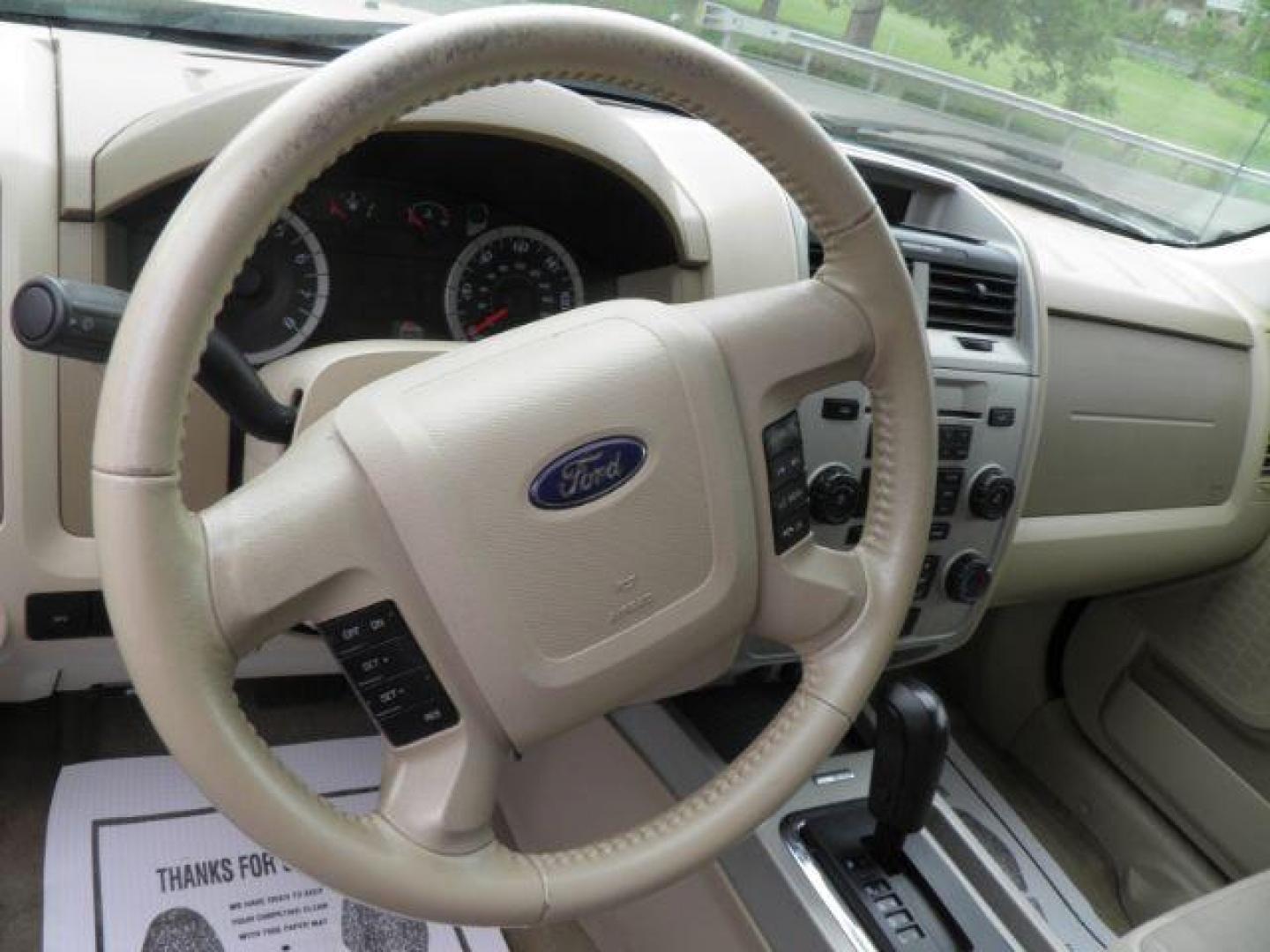 2011 WHITE Ford Escape XLT 4WD (1FMCU9DG2BK) with an 3.0 V6 engine, AT transmission, located at 19521 New George's Creek Rd SW, Barton, MD, 21521, (301) 463-2404, 39.524323, -79.017906 - Photo#2