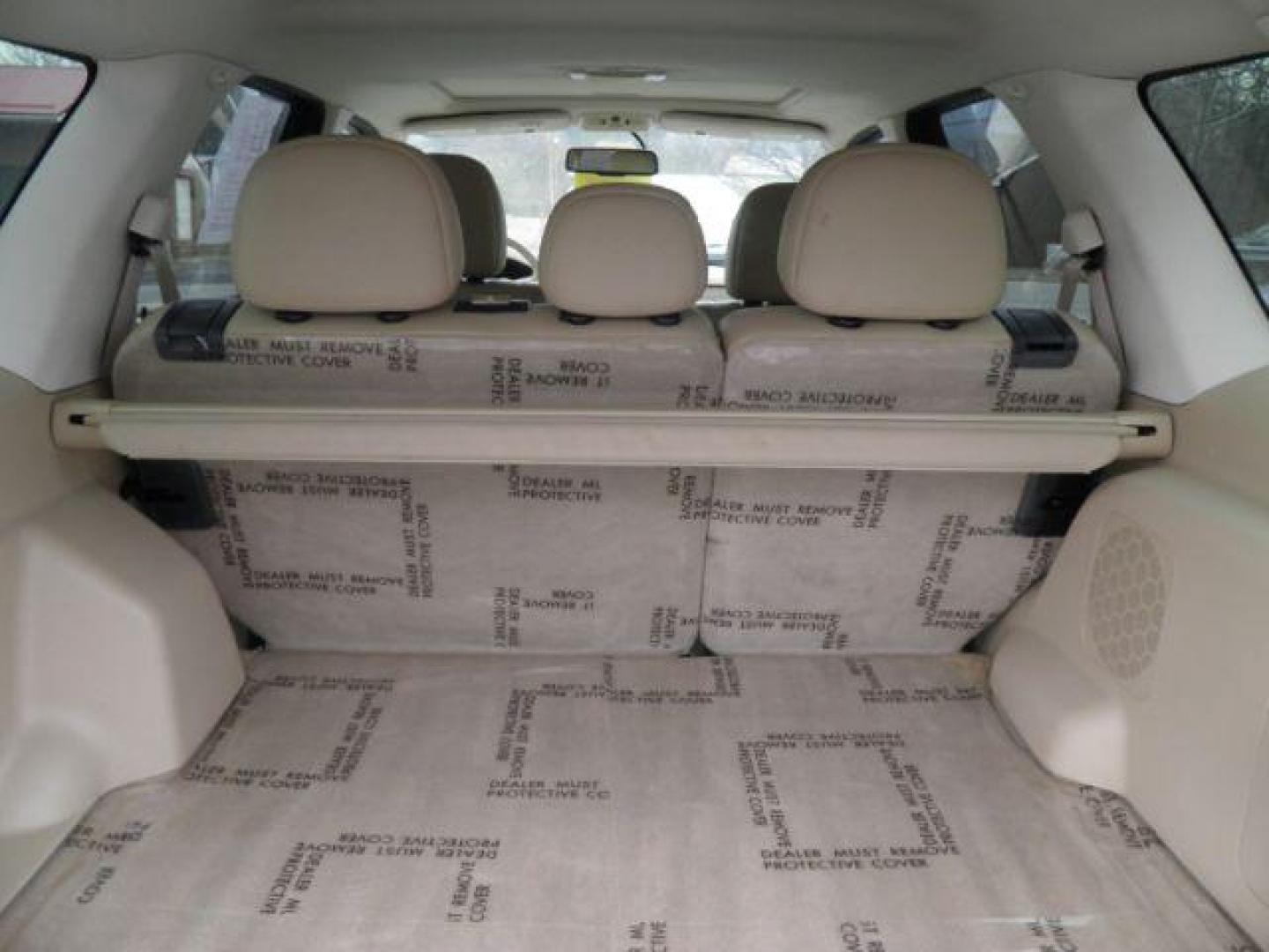 2011 Blue Ford Escape Limited (1FMCU9EGXBK) with an 3.0L V6 engine, AT transmission, located at 15520 McMullen Hwy SW, Belair, MD, 21502, (301) 729-3700, 39.581375, -78.846451 - Photo#4