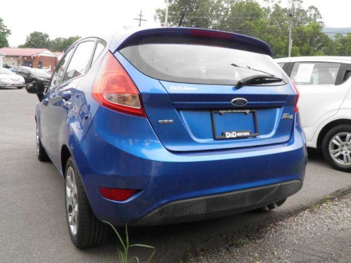 2011 Blue Ford Fiesta SES Hatchback (3FADP4FJ3BM) with an 1.6L I4 engine, AT transmission, located at 15520 McMullen Hwy SW, Belair, MD, 21502, (301) 729-3700, 39.581375, -78.846451 - Photo#5
