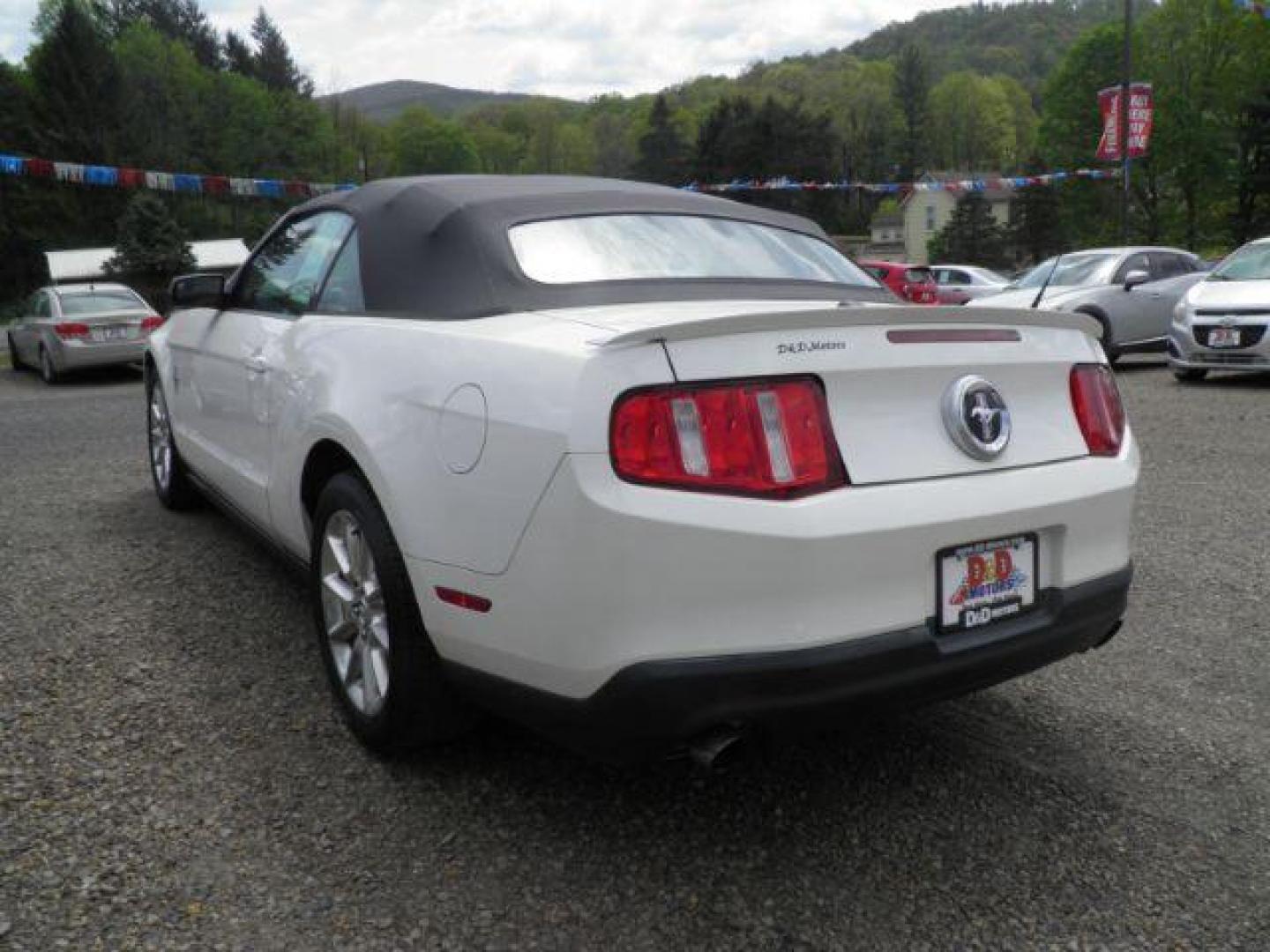 2011 WHITE Ford Mustang V6 Premium (1ZVBP8EM6B5) with an 3.7L V6 engine, located at 19521 New George's Creek Rd SW, Barton, MD, 21521, (301) 463-2404, 39.524323, -79.017906 - Photo#4