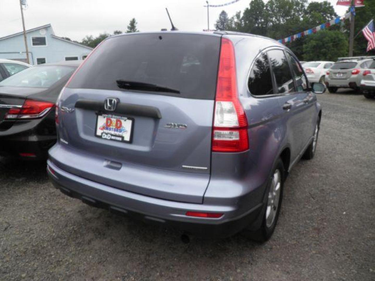 2011 BLUE Honda CR-V SE (5J6RE4H48BL) with an 2.4L L4 engine, AT transmission, located at 19521 New George's Creek Rd SW, Barton, MD, 21521, (301) 463-2404, 39.524323, -79.017906 - Photo#5
