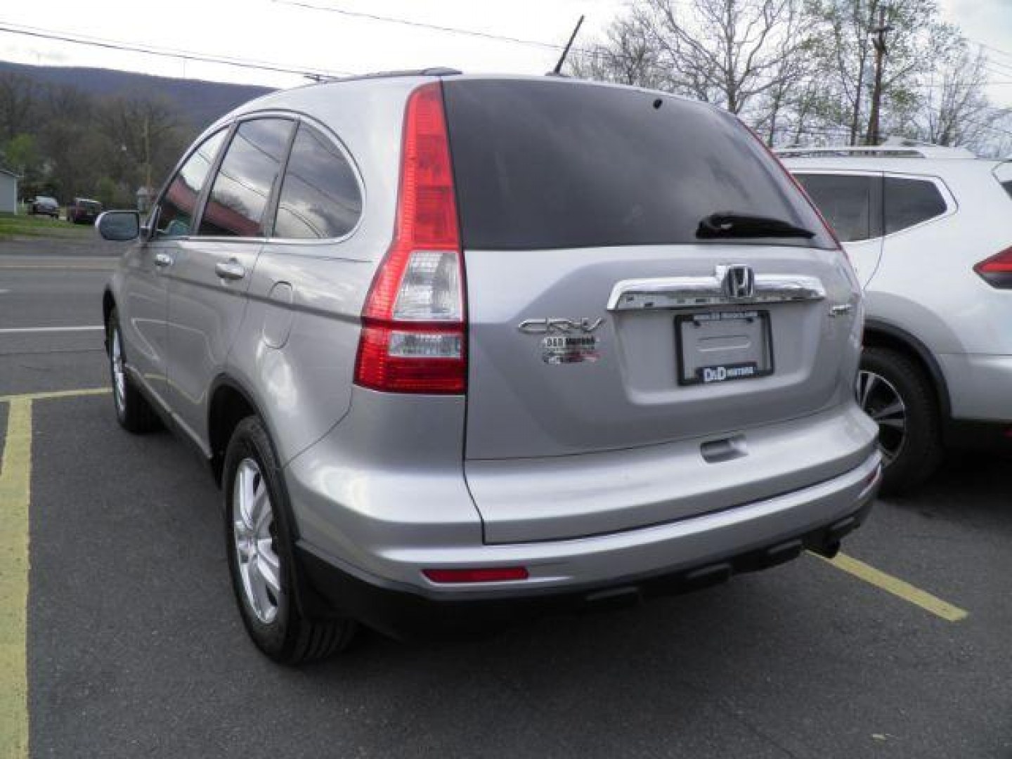 2011 Silver Honda CR-V EX-L (5J6RE4H78BL) with an 2.4L I4 engine, AT transmission, located at 15520 McMullen Hwy SW, Belair, MD, 21502, (301) 729-3700, 39.581375, -78.846451- Photo#5