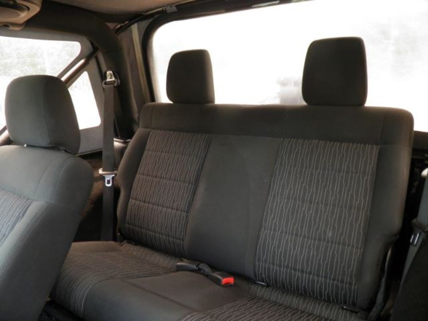 2011 GREEN Jeep Wrangler Sport 4WD (1J4AA2D17BL) with an 3.8 V6 engine, AT transmission, located at 19521 New George's Creek Rd SW, Barton, MD, 21521, (301) 463-2404, 39.524323, -79.017906- Photo#3