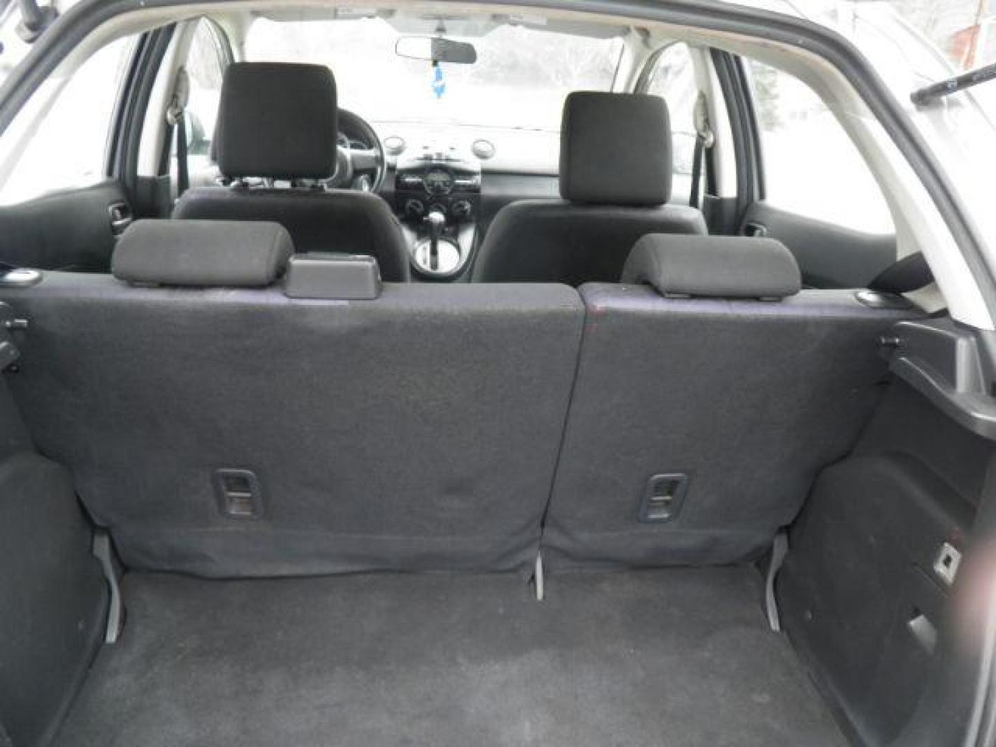 2011 SILVER MAZDA 2 Sport (JM1DE1HZ3B0) with an 1.5L L4 engine, AT transmission, located at 19521 New George's Creek Rd SW, Barton, MD, 21521, (301) 463-2404, 39.524323, -79.017906 - Photo#4